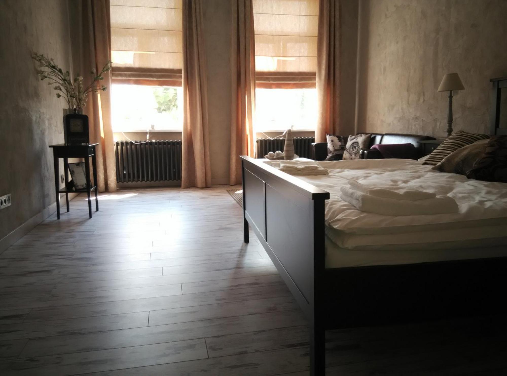 Apartments Rose Garden เดชชิน ภายนอก รูปภาพ